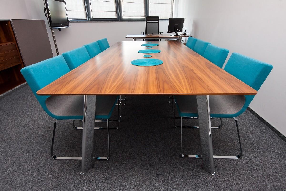 Simplic system of tables and desks